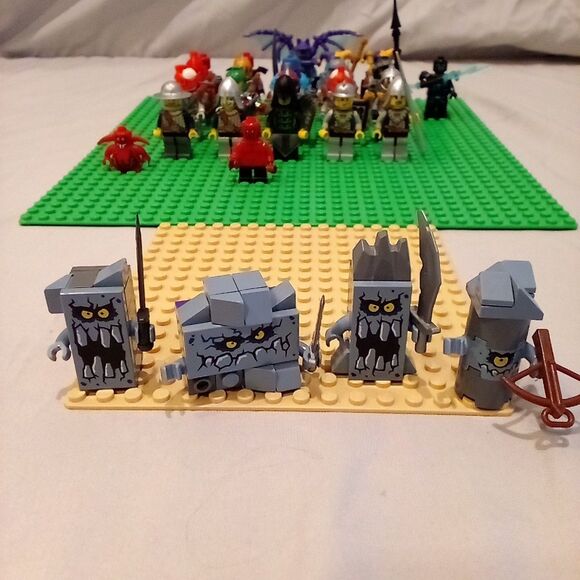 LEGO 28 Nexo Knights Minifigures Gargoyle Jesters Wood Nymphs - Picture 2 of 9